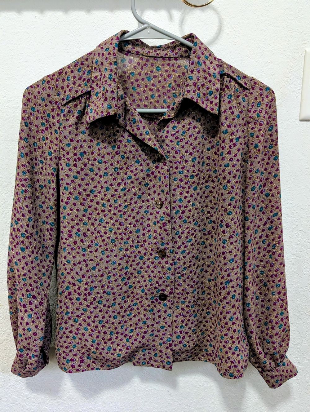 Vintage Button-Up Floral Print Blouse in Light Purple